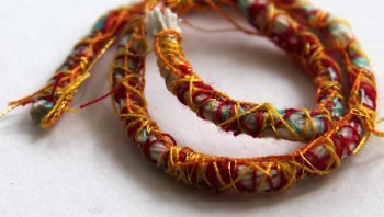 Machine zig-zag decorated string