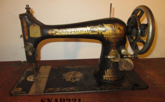 Sewing Singer Machine
